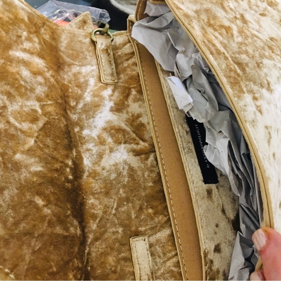 Anthropologie‎ crushed velvet shoulder bag nwot - Picture 3 of 8
